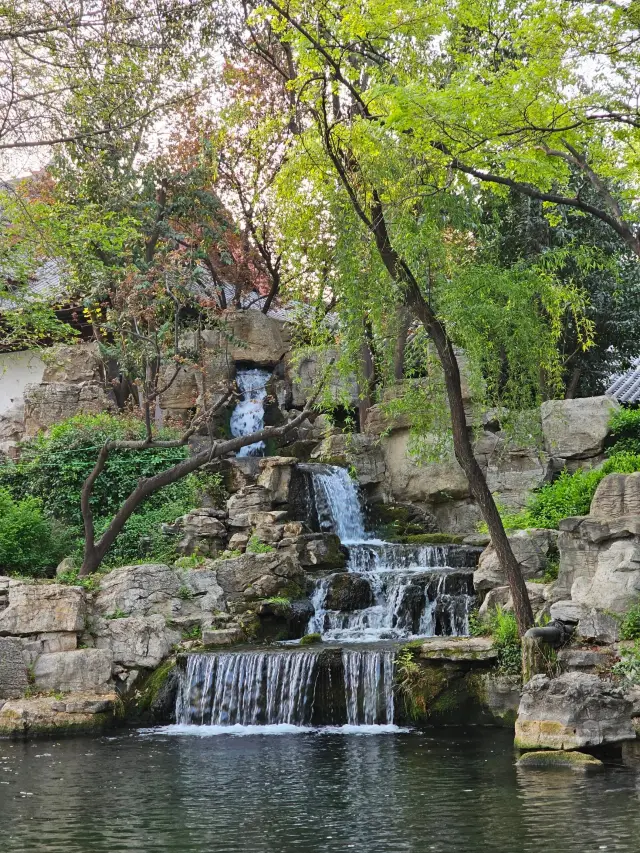 Jinan's Baotu Spring, known as the 'Number One Spring under the Heaven'