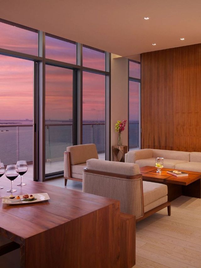 🌴🍹 Cancun's All-Inclusive Bliss: Secrets the Vine 🏖️🥂
