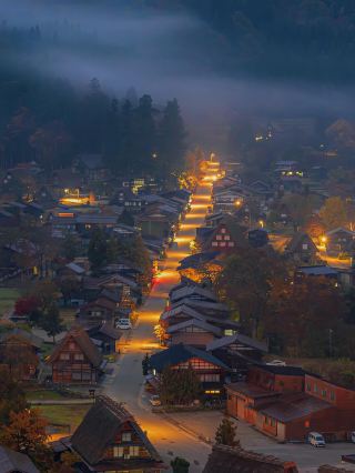 How beautiful is Shirakawa-go in summer? It's lush and green, rivaling the beauty of winter