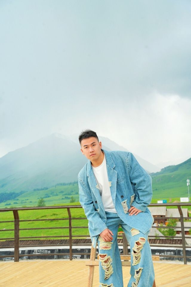 與冬天不同，夏天的禾木更像童話世界