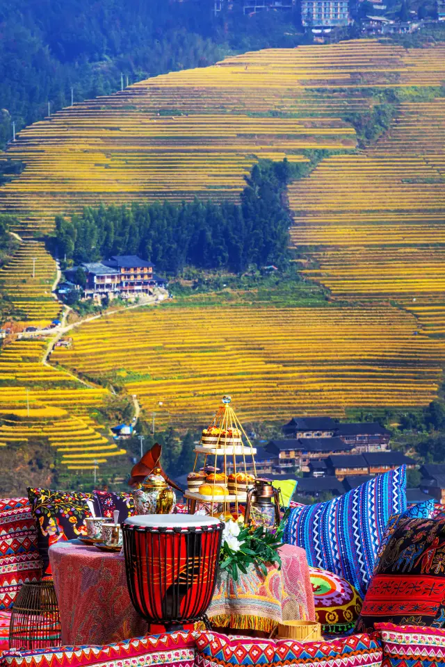 Hãy nghỉ tại Longji Impression và chiêm ngưỡng những thửa ruộng bậc thang tuyệt đẹp.