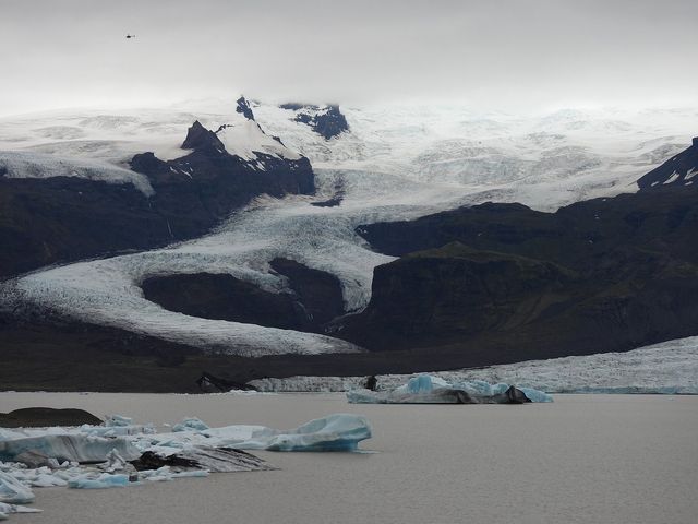 Fjallsarlon Iceberg Lagoon：冰雪奇緣般