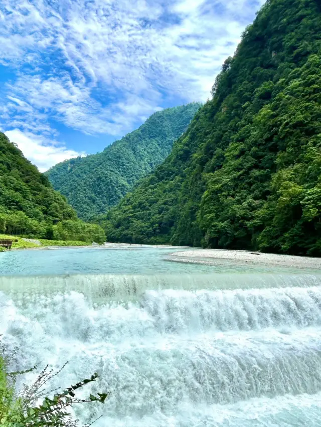 Ya'an Erlang Mountain Laba River Scenic Area