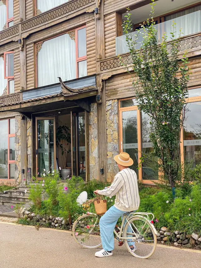 숨길 수 없어요! 후구호 이 호수 전망 호텔이 제 마음을 녹였습니다!