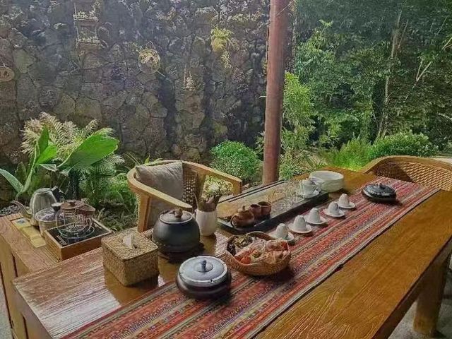 七仙苗山書雁民宿。