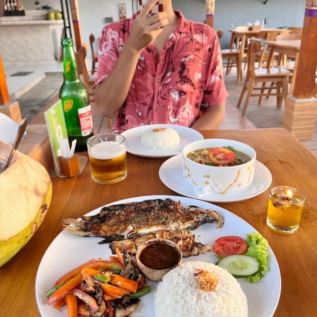Good food and clean place 