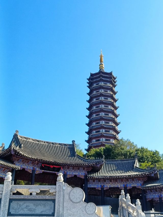 瀋陽怪坡：奇妙的自然奇觀。