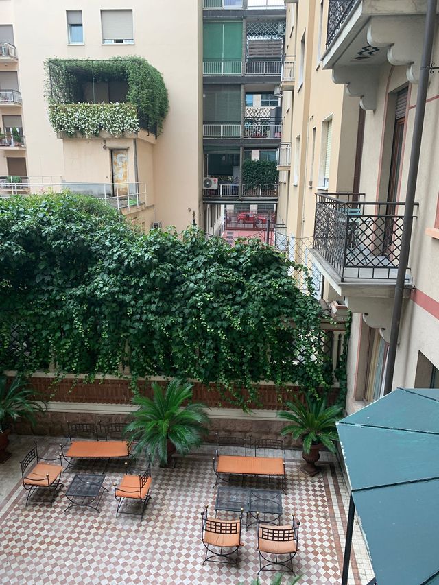 米蘭｜攝政iH酒店，復古風十足。