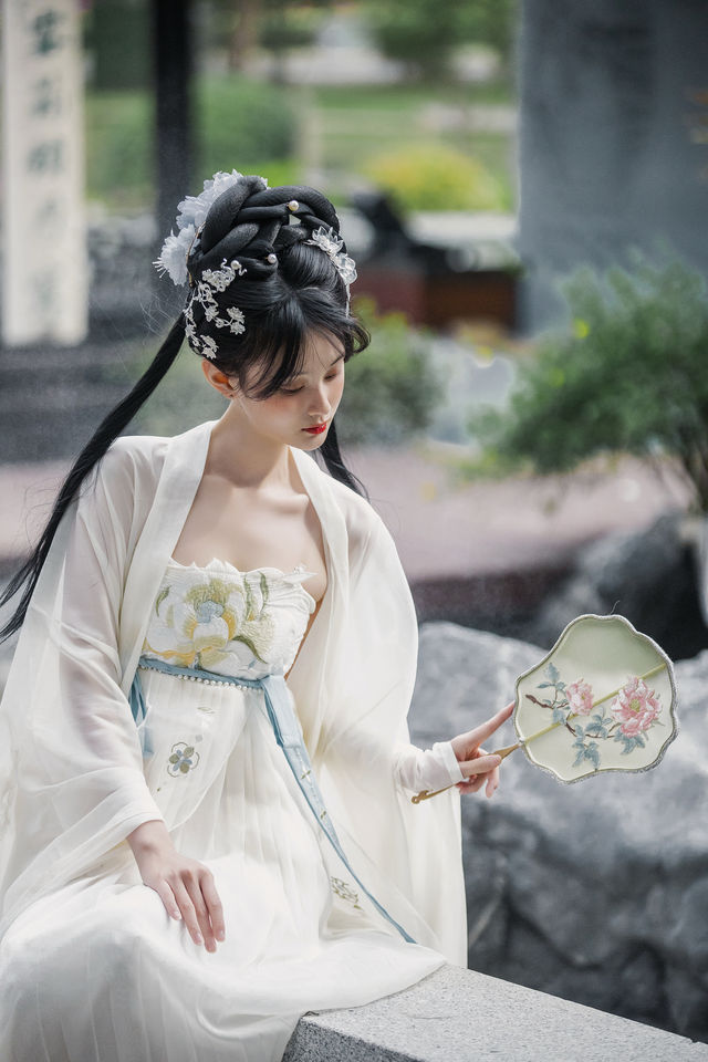揚州香格里拉｜柳園賞春