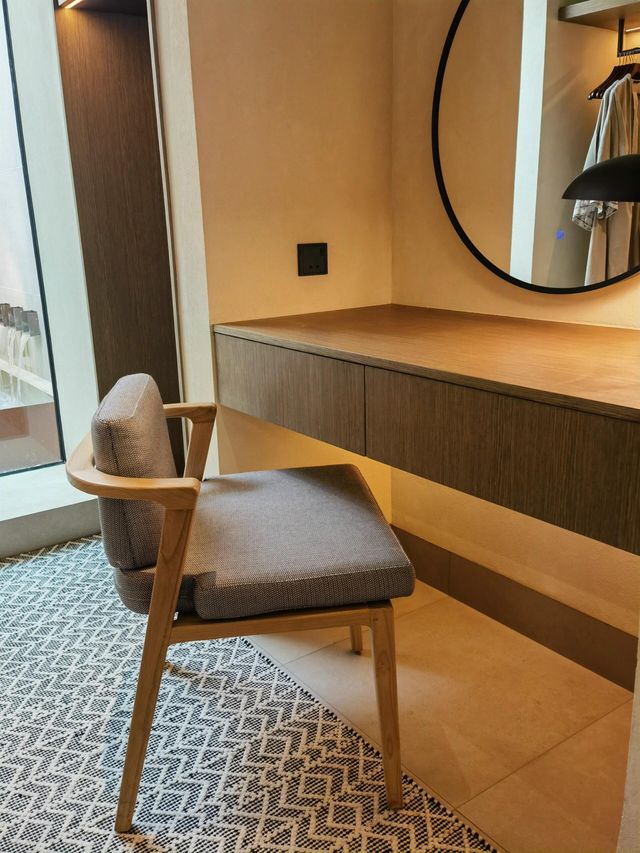 麗思卡爾頓酒店，拉斯海瑪