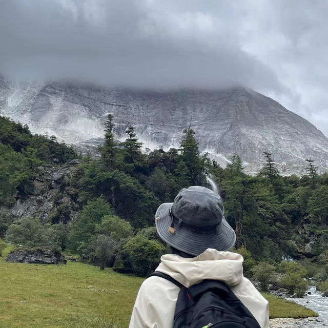 🏔️稻城亞丁：仙境之旅，雪山海子醉心弦🏞️