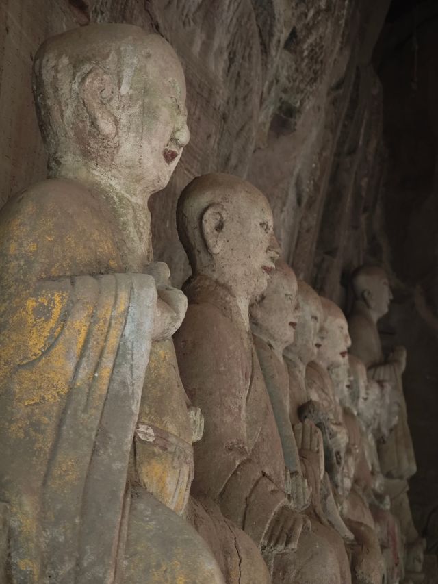 安岳毗盧寺 | 千年石刻秘境，藏著無人能解的「天書對聯」
