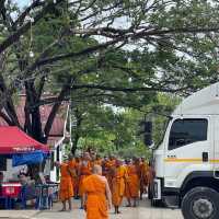 Wat Si Wanaram｜曼谷週邊白塔寺超全攻略