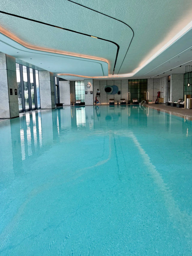 雲端水境，城市邊緣的精緻逸境｜上海東方美谷JW萬豪酒店