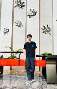入住 · 雅緻旗艦店 總有人問，旅行的意義是什麼？ 我想，是在某個陌生城市裡，遇見讓人心動的光影與