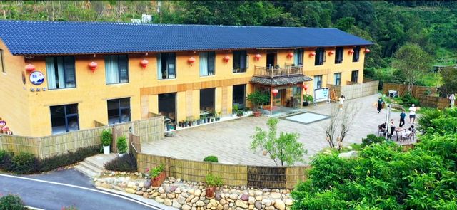 邂逅忘憂谷緣溪民宿，擁抱山野間嘅詩意生活