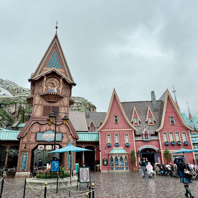 【香港ディズニー】世界でここだけ❄️アナ雪エリア