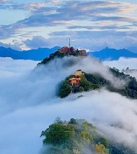 秦嶺南五臺擁有最浪漫的雲海