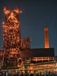 杭州夜景已經next level,童話鋼鐵城堡