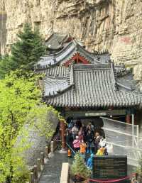千年古寺懸空奇觀