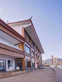 瀘沽湖封神民宿！推窗就是整片藍朴墅全湖景Villa太絕了