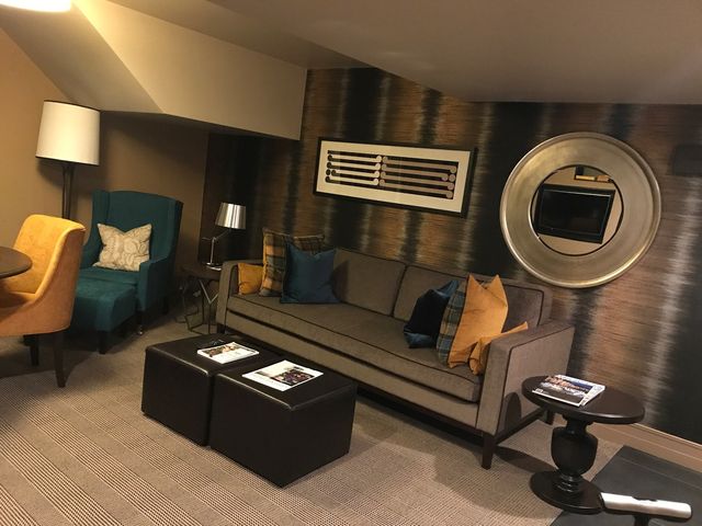 皇后鎮美憬閣聖莫里茨，湖景與雅緻的完美結合   酒店：美憬閣昆斯敦聖莫里茨酒店   地址：10-