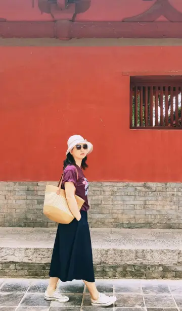 Life is about walking and pausing