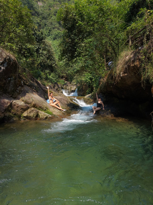 Водопад рядом с Гуанчжоу
