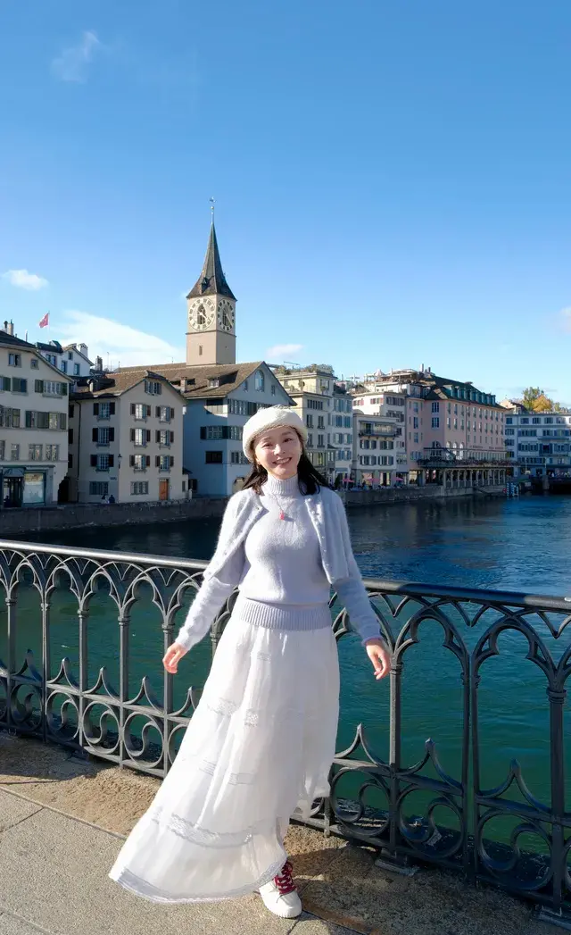 在蘇黎世,拍到了會發光的生命力女孩 在蘇黎世,拍到了會發光的生命力女孩