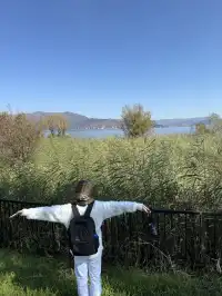 大理旅行 ｜龍龕碼頭入口這個機位太美了吧