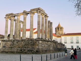 Эвора, Португалия | Потрясающий город, включенный в список Всемирного наследия ЮНЕСКО, всего в 1,5 часах езды!