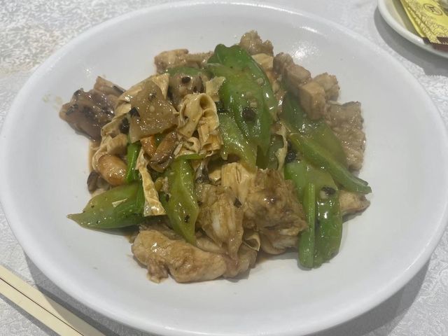就嚟農曆新年飯局特別多😅, 今次介紹「金山海鮮酒家」