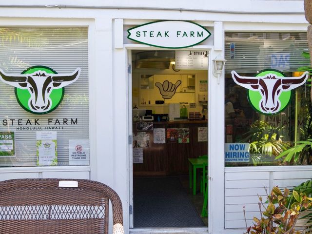 【ハワイ・オアフ島】隠れ家的ステーキプレート店🐂