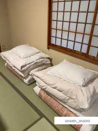 【群馬 万座温泉】乳白色の源泉かけ流しの湯に入れる♨️
