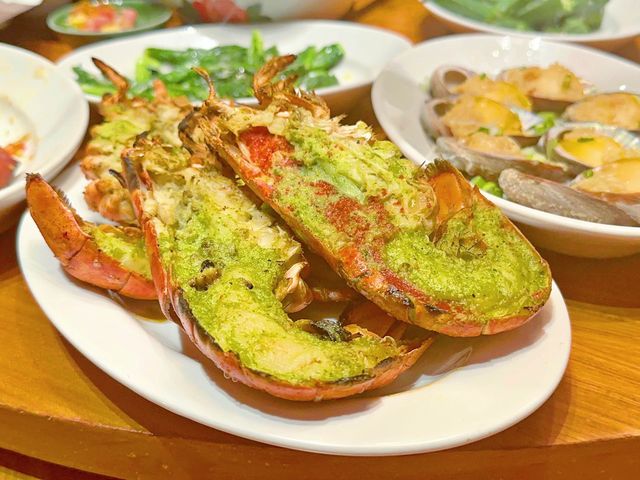 點解要早半年訂位？mezza9 「與廚共饗」超抵食海鮮自助晚餐。