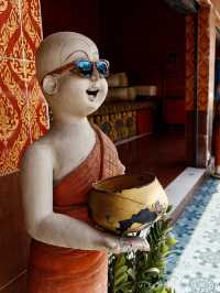 Surprising statues of Wat Khun Chan