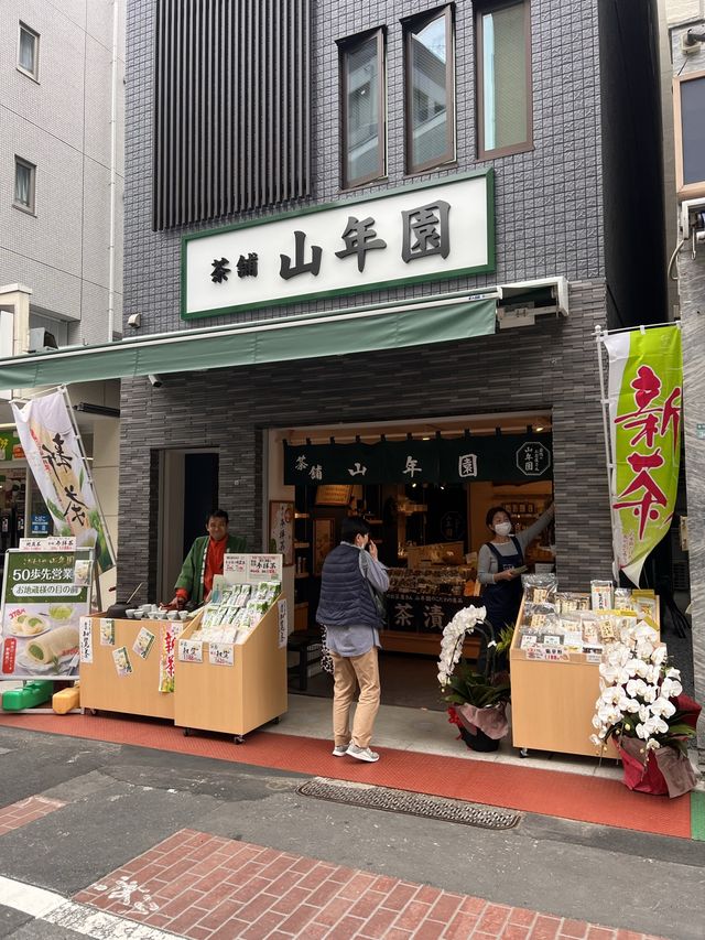 東京【巣鴨】食べ歩きもできる♡地蔵通り商店街の魅力⭐︎