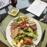 環境舒適 抵食semi lunch buffet @ Olea