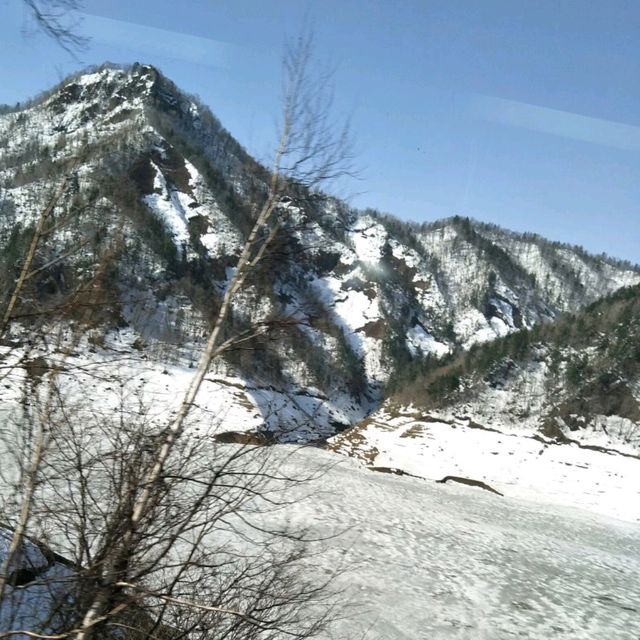 北海道支笏湖-霧中的浪漫富士山