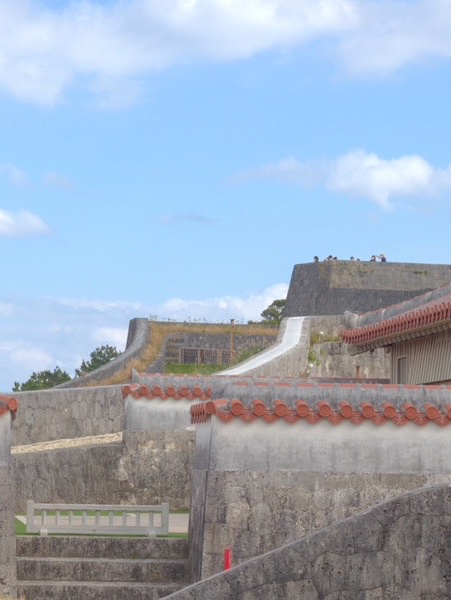 🏯 화재 이후의 오키나와 “슈리성”