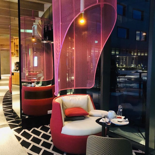 🎨色彩繽紛設計活潑🌈Hotel Indigo Taipei North 台北大直英迪格酒店