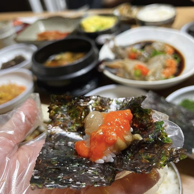 品味正宗韓國美食，來首爾大醬蟹的真味食堂吧！