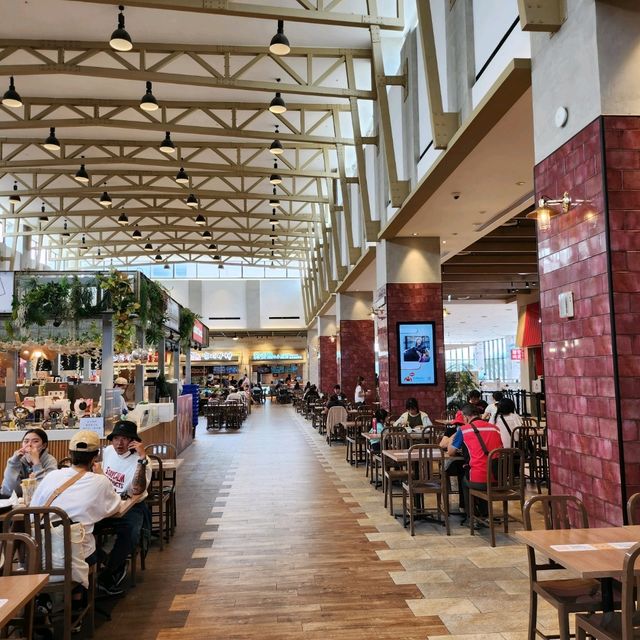 下飛機就可直奔的台中三井Outlet