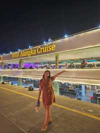 ล่องเรือชมวิวแม่น้ำเจ้าพระยาไปกับ viva Alangka cruise