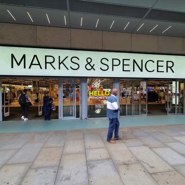 Shopping Time In Manchester 🛍