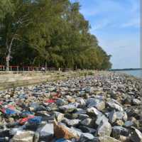 ENJOYING THE SEA VIEW AT KLANG