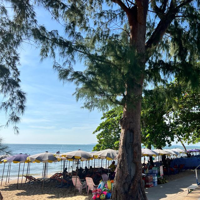 Najomtien Beach พัทยา