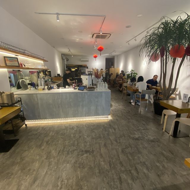 Kings Cart: Where Coffee and Cuisine Reigns