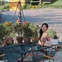 คาเฟ่สไตล์แคมป์ปิ้ง วิวภูเขา แบบ 360 องศา