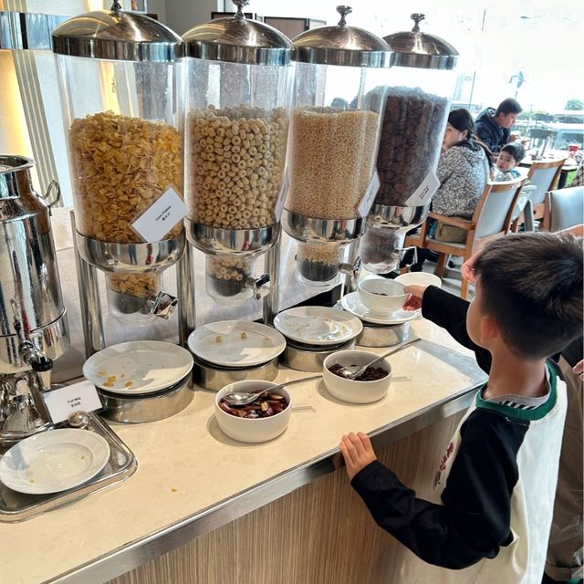【 望住大海景嘆美食 】